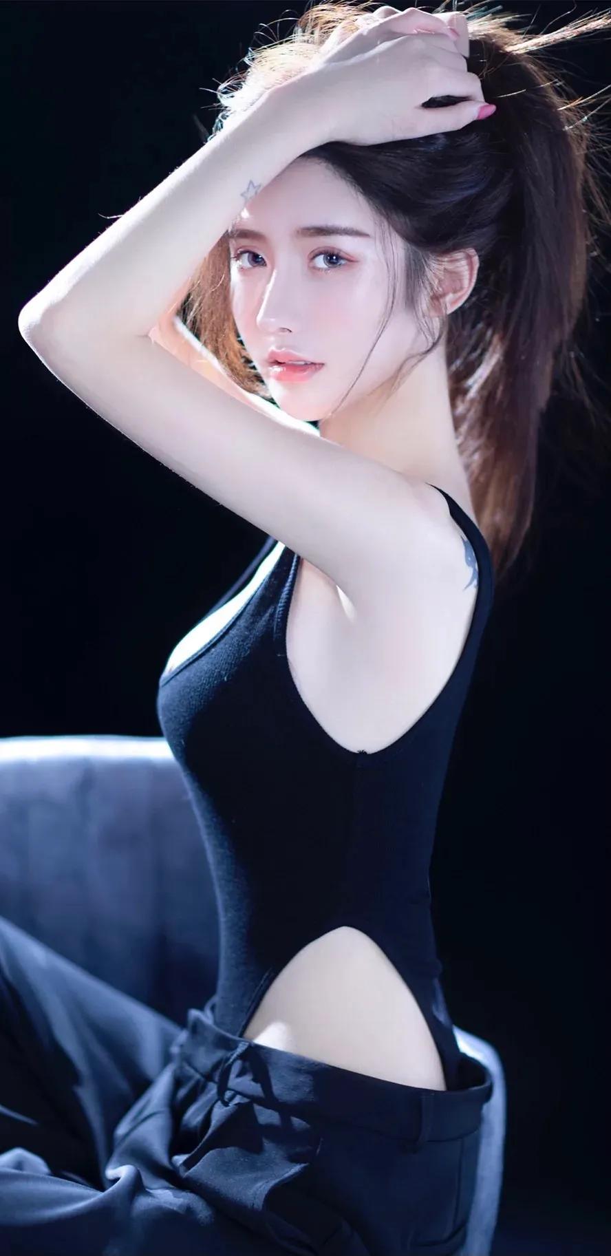 双子女和巨蟹男的婚姻_双双子情侣关系_双子恋爱模式