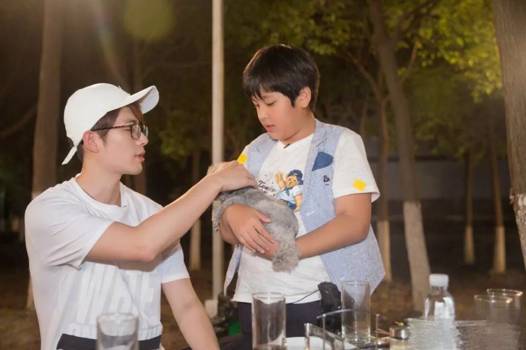 陈学冬和宋佳结婚_陈学冬陈爸爸故事_陈学冬一年级老师陈思成