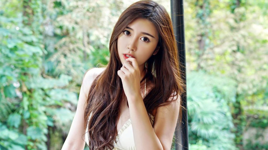 聪明女孩的恋爱秘笈_在她脆弱时递手_让女生动情记住细节