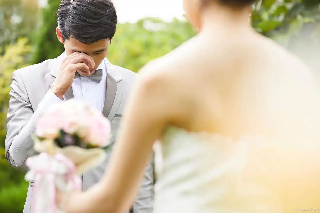 婚姻误解_人和婚变_中年婚姻危机