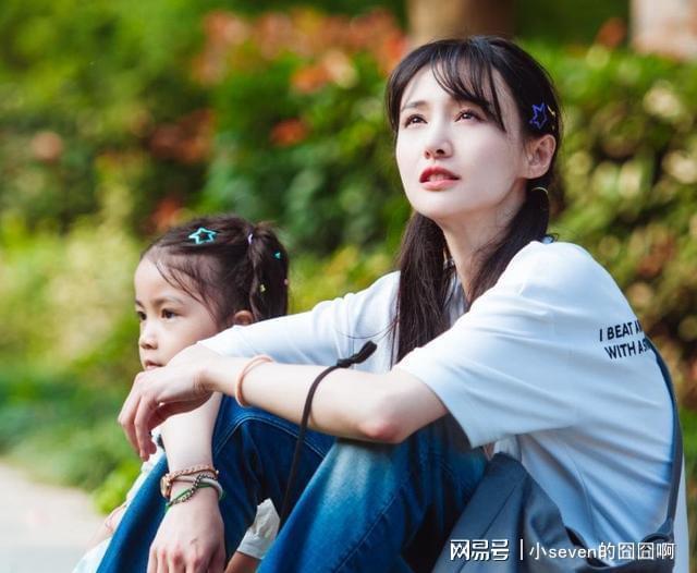 郑爽发歌是否割韭菜_郑爽最新动态分析_胡彦斌和郑爽结婚